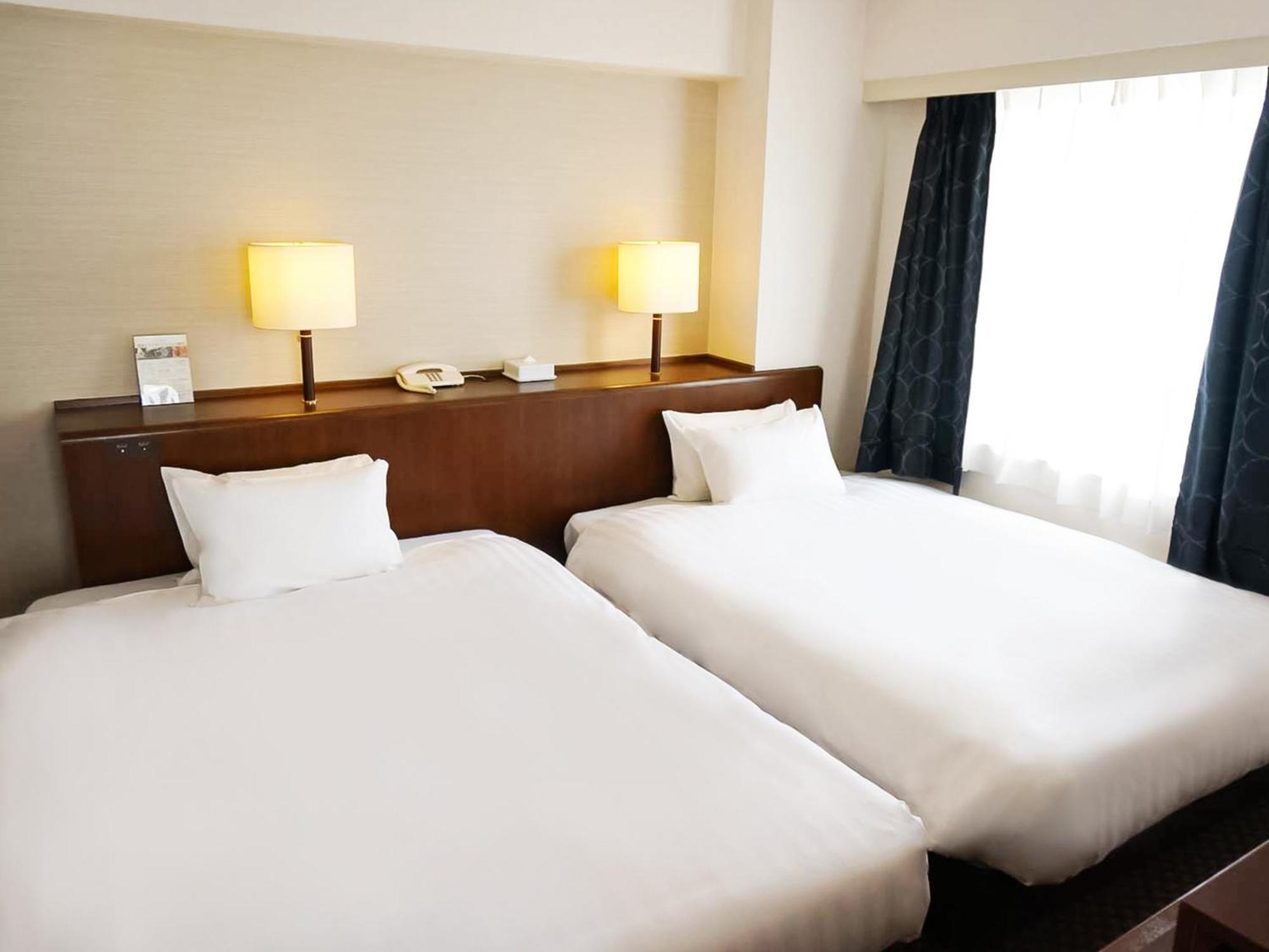 โกเบ พอร์ต ทาวเวอร์ โฮเต็ล - นะโงะมิ โนะ ยุยะโดะ Hotel ภายนอก รูปภาพ