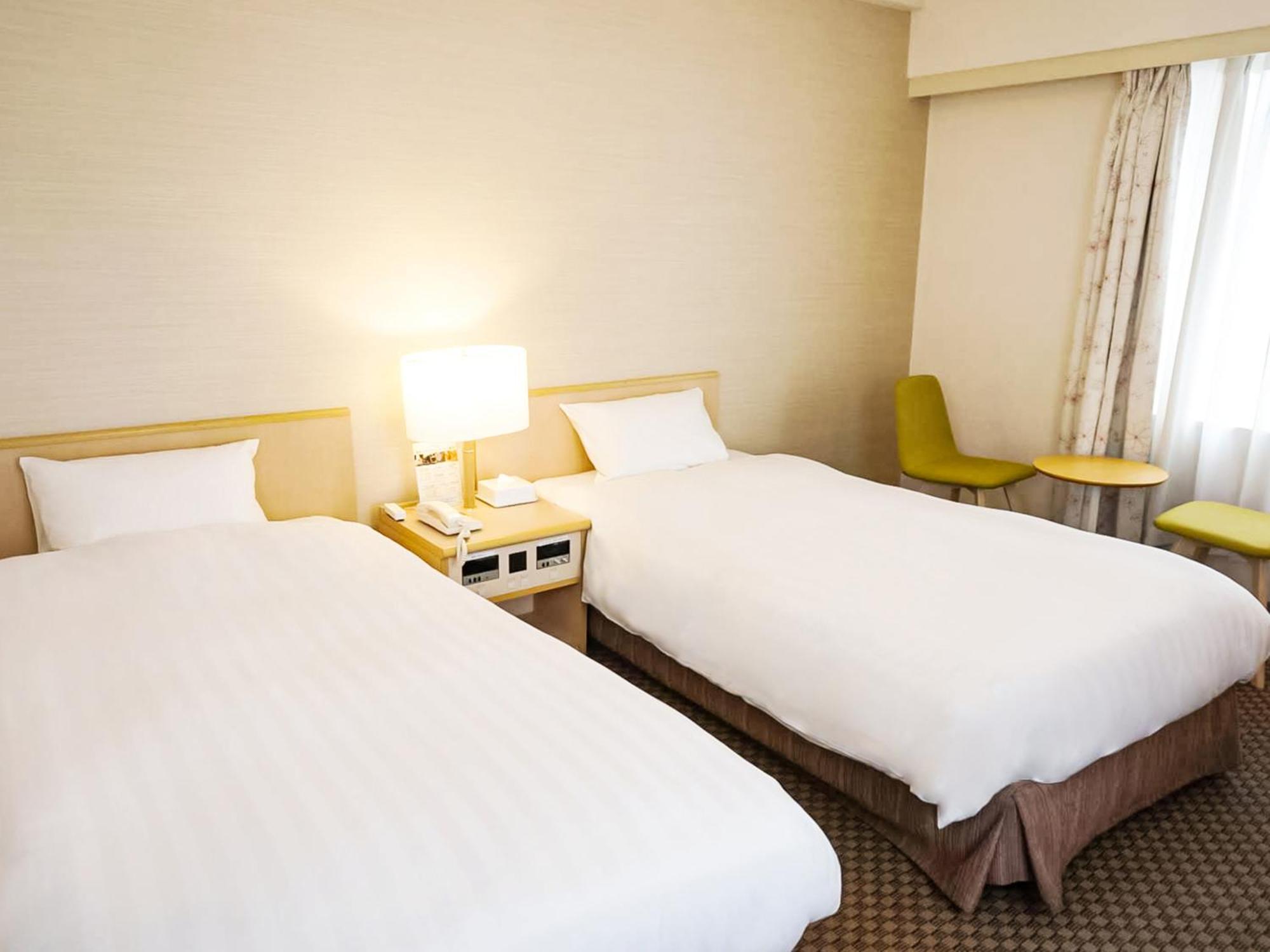 โกเบ พอร์ต ทาวเวอร์ โฮเต็ล - นะโงะมิ โนะ ยุยะโดะ Hotel ภายนอก รูปภาพ